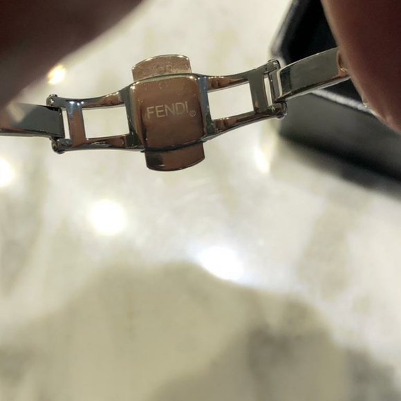Fendi watch - Picture 6 of 10